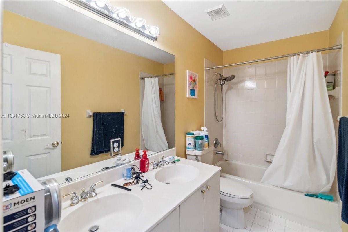 2816 SW 177th Ter, Miramar, Florida image 36