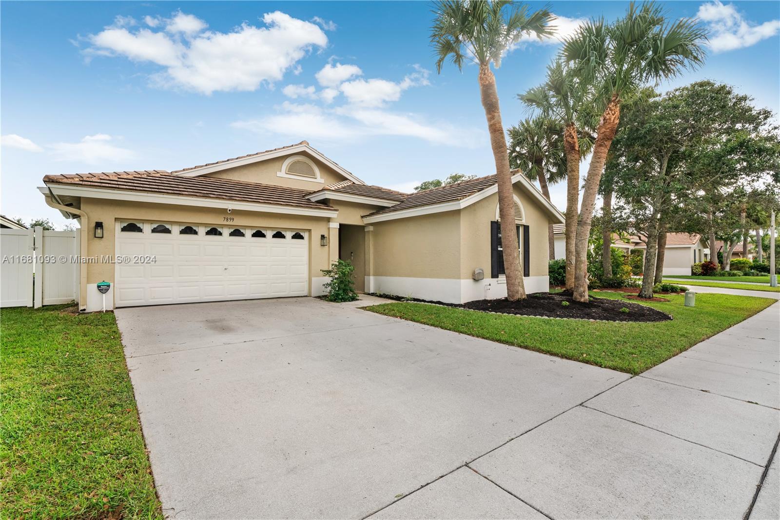 7899 Manor Forest Blvd, Boynton Beach, Florida image 5