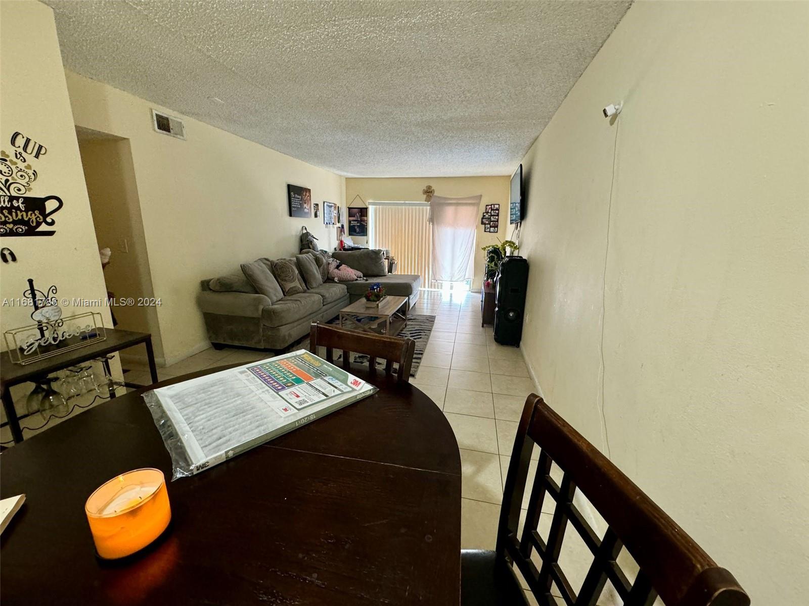 3600 NW 21st St #301, Lauderdale Lakes, Florida image 2