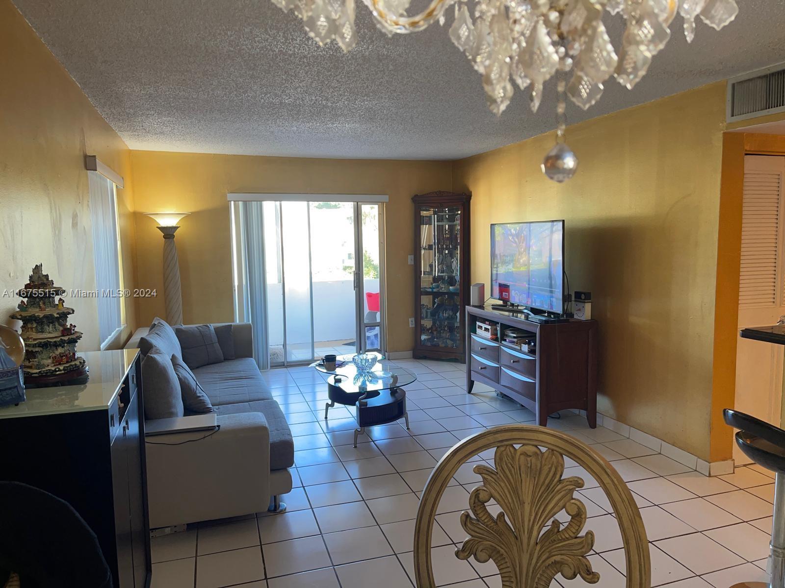 6507 Winfield Blvd #211AC, Margate, Florida image 10