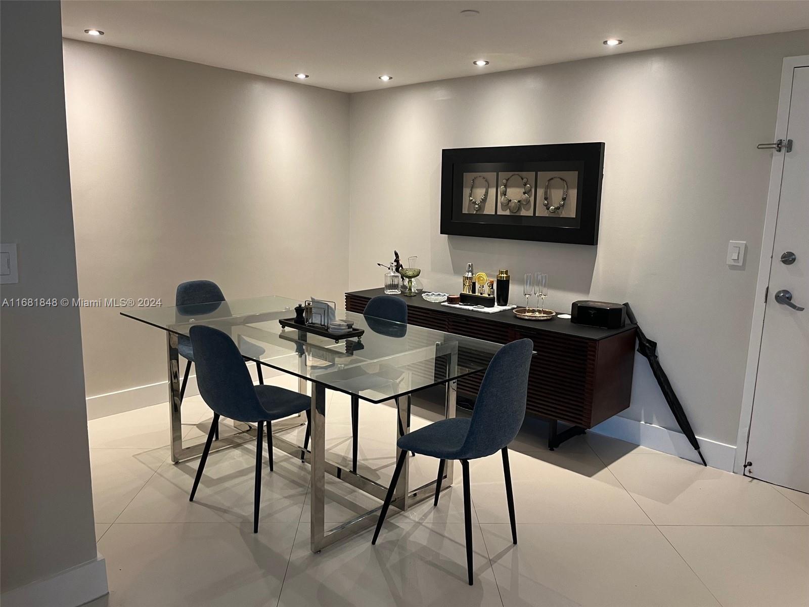 350 S Miami Ave #3404, Miami FL 33130