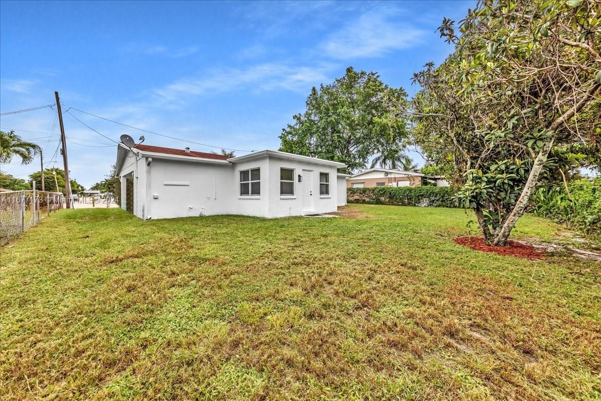 3291 NW 17th St, Lauderhill, Florida image 41