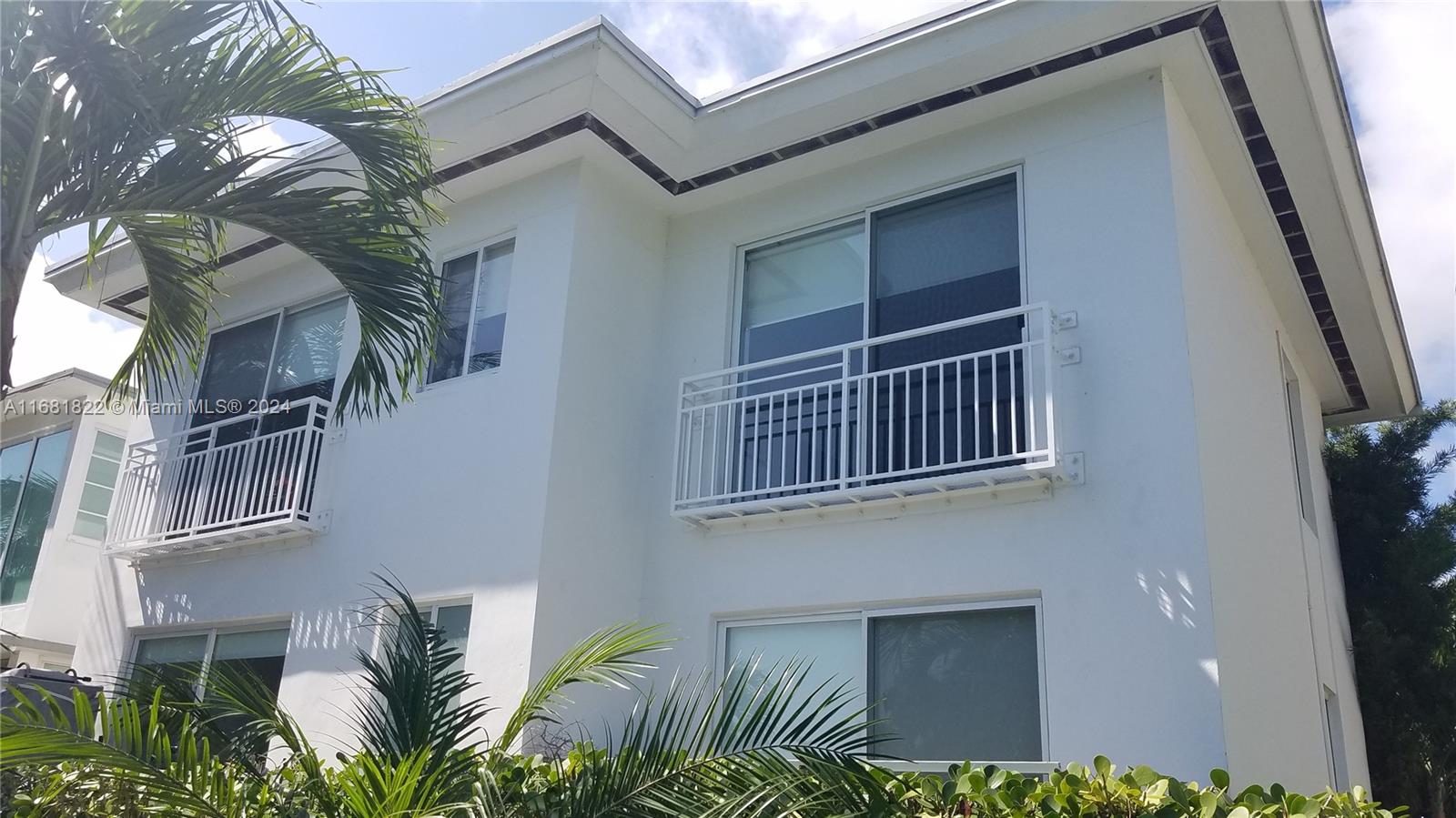 3921 N Meridian Ave, Miami Beach, Florida image 6