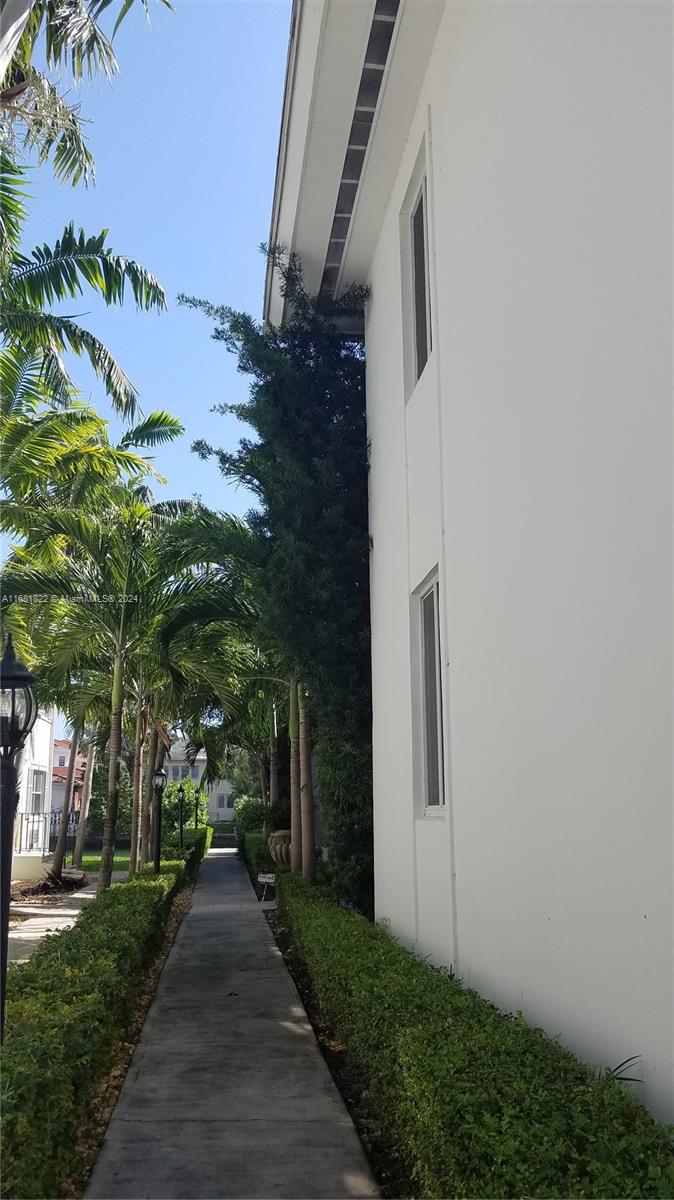 3921 N Meridian Ave, Miami Beach, Florida image 7