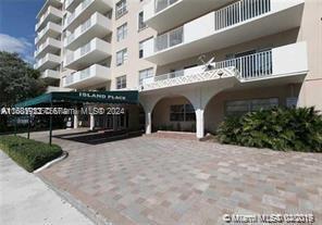 1455 N Treasure Dr #5E, North Bay Village, Florida image 2