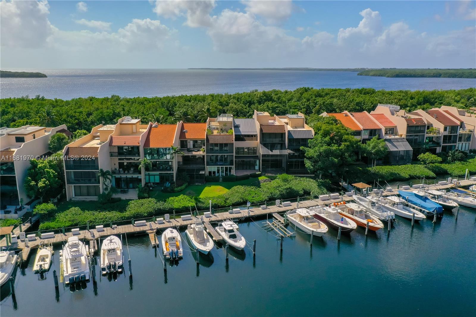 5990 Paradise Point Dr #5990, Palmetto Bay, Florida image 8