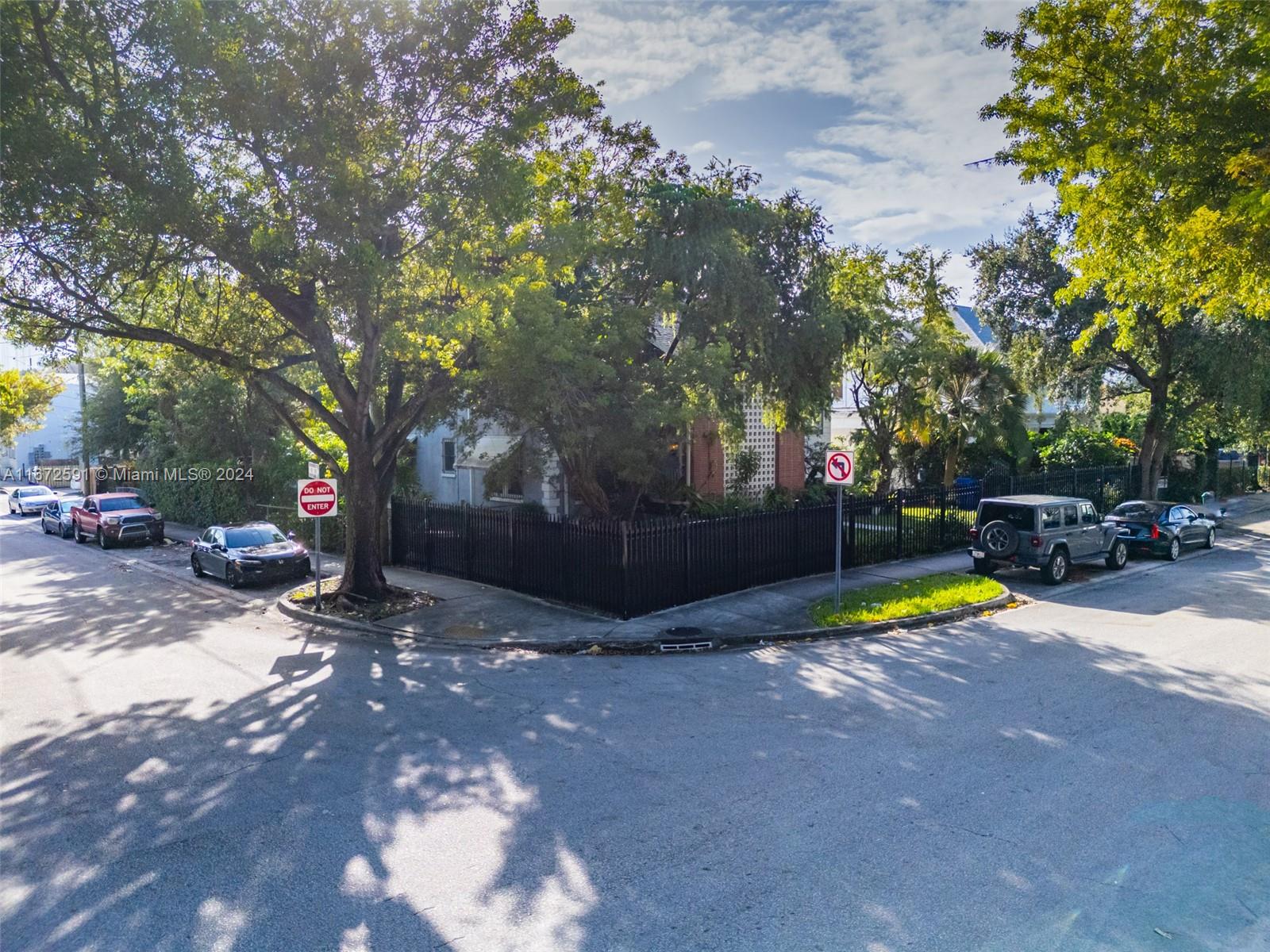 405 SW 11th Ave, Miami, Florida image 4