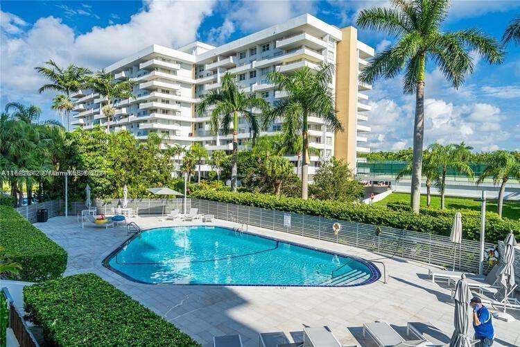 Commodore Club South Key Biscayne, FL 33149