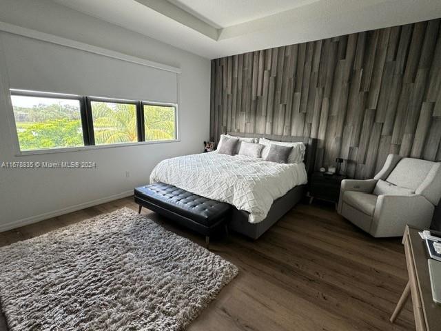 Listing Photo 9