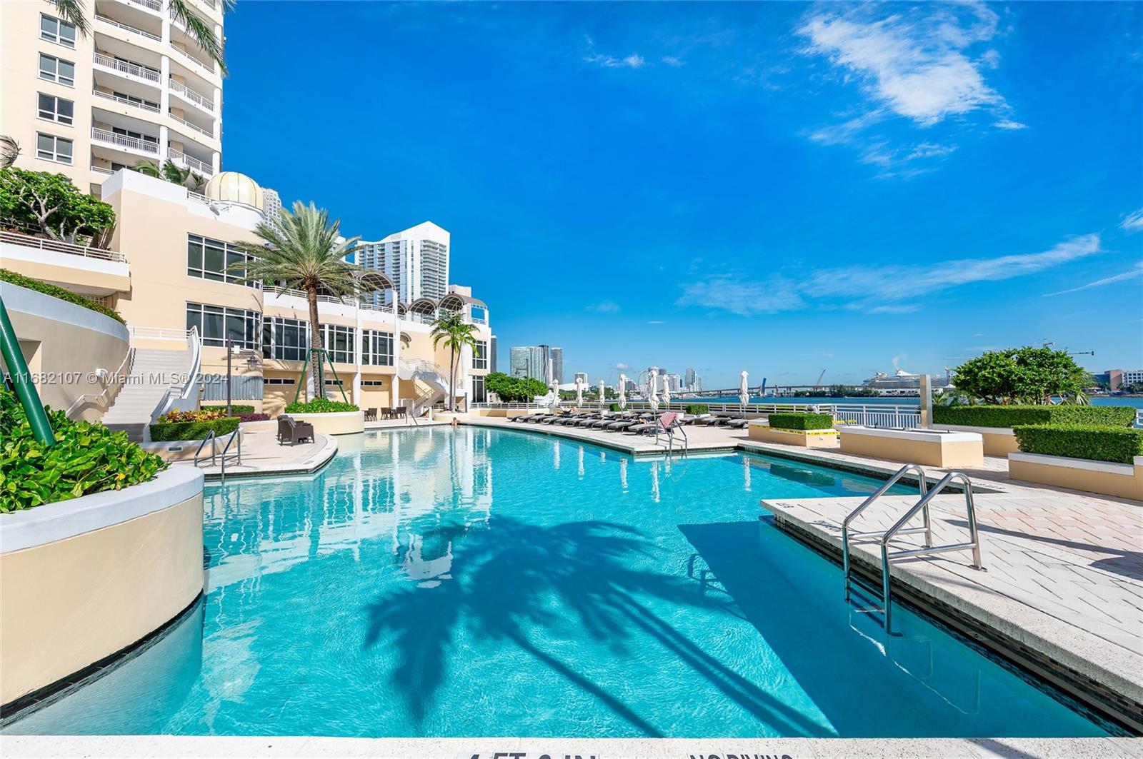 808 Brickell Key Dr #3403, Miami FL 33131