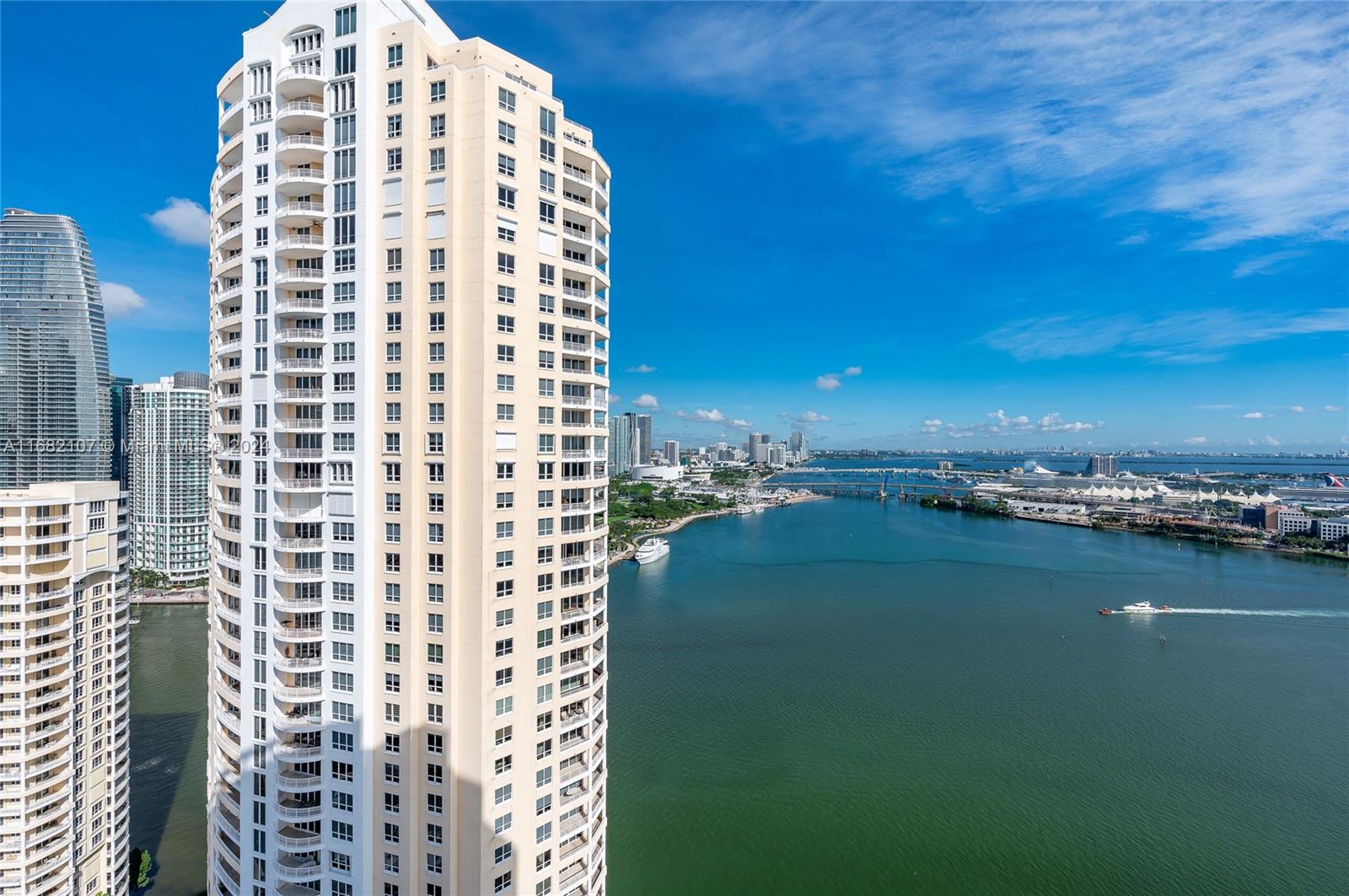808 Brickell Key Dr #3403, Miami FL 33131
