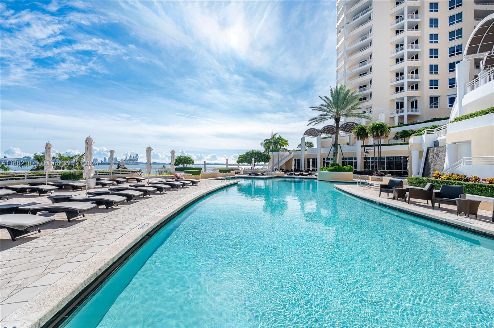 808 Brickell Key Dr #3403, Miami FL 33131
