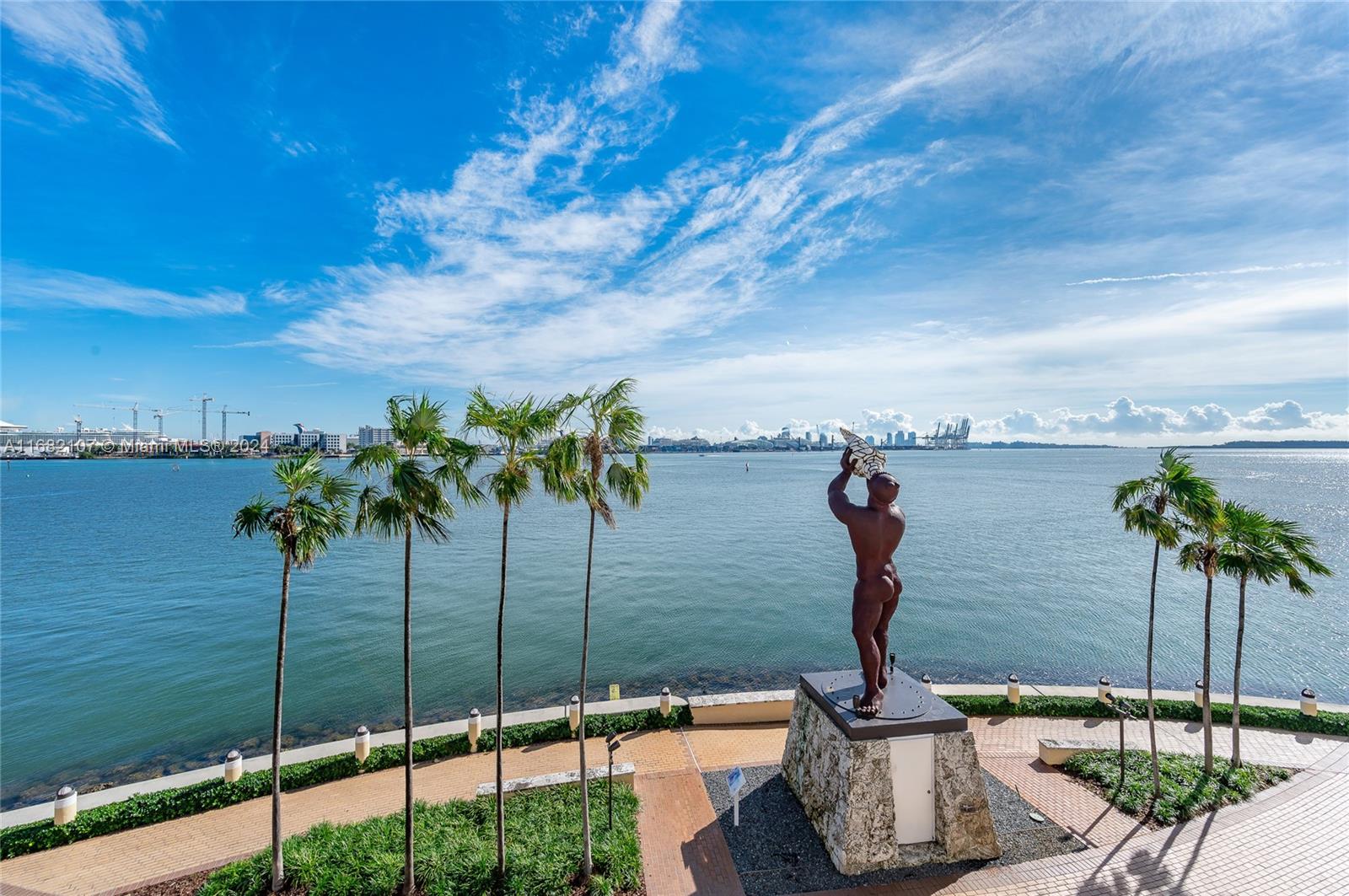 808 Brickell Key Dr #3403, Miami FL 33131