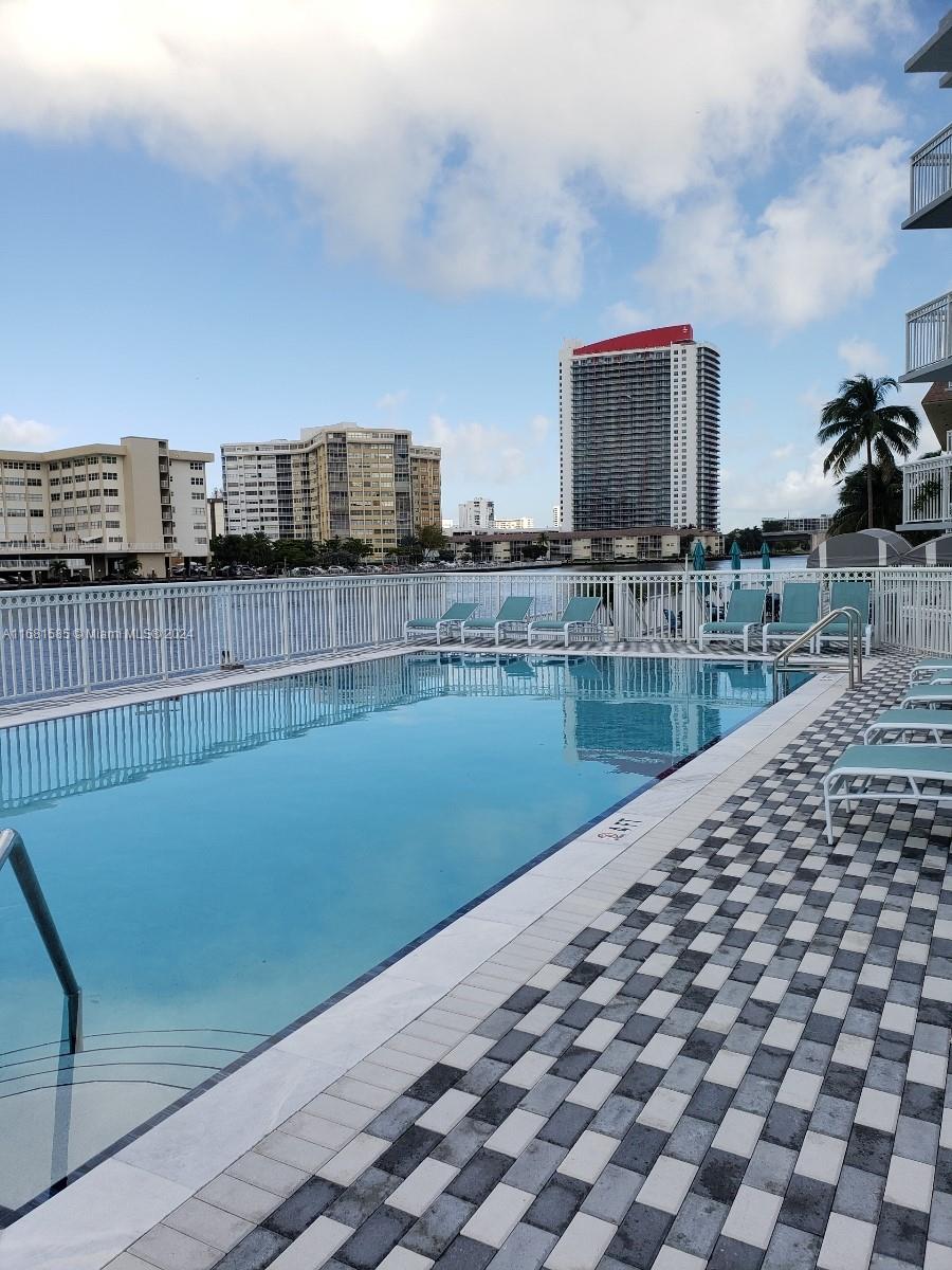 1913 S Ocean Dr #422, Hallandale Beach, Florida image 3