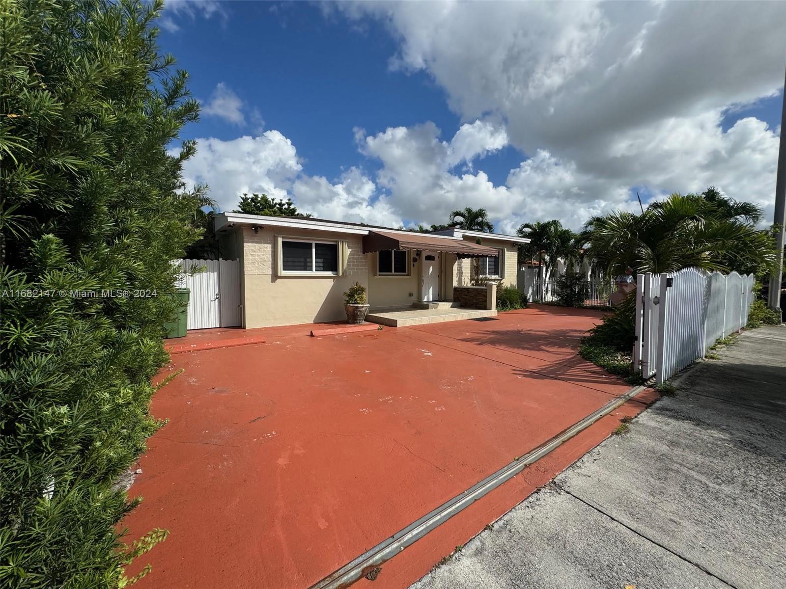 161 W 30th St, Hialeah, Florida image 3