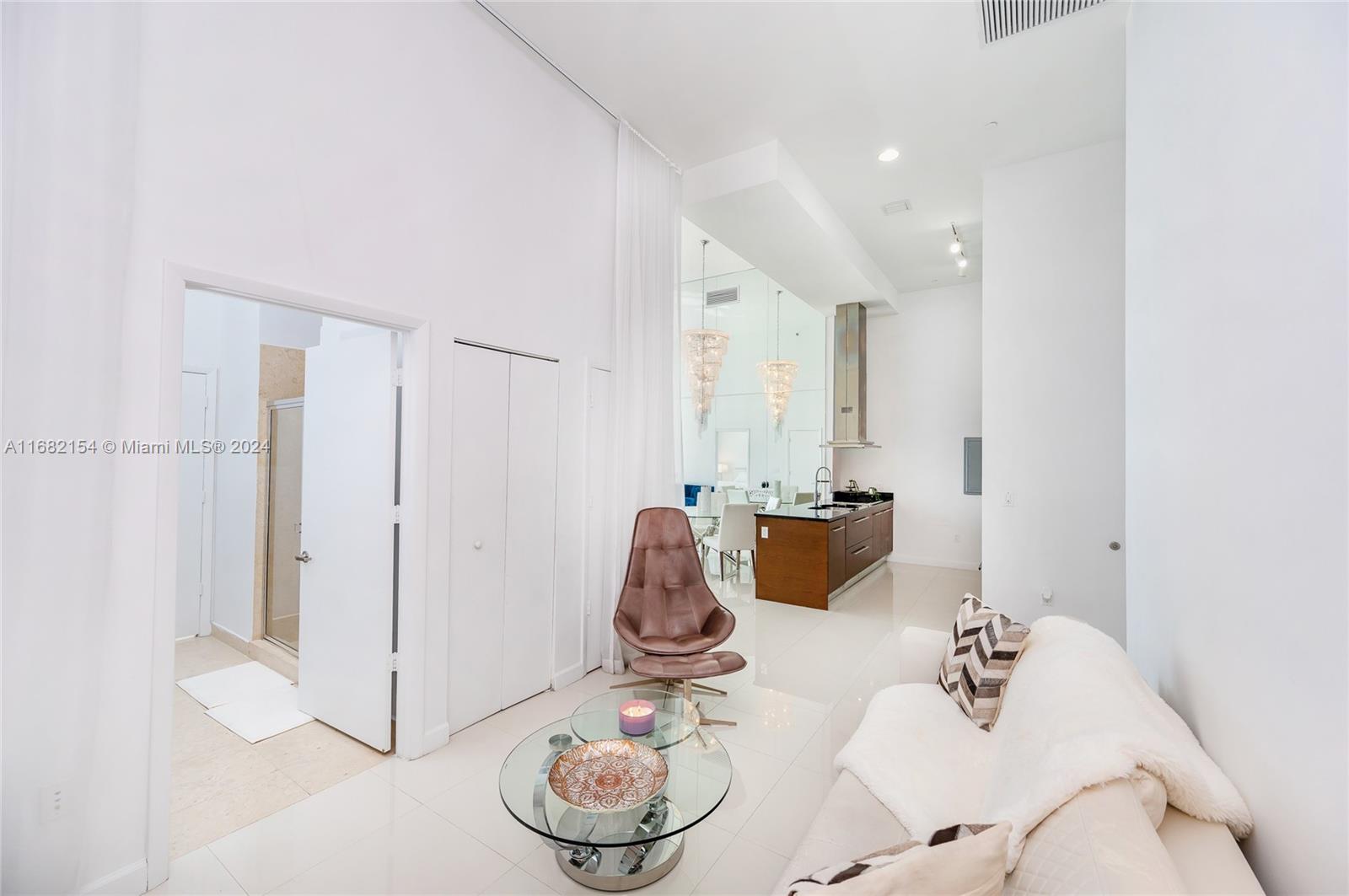 495 Brickell Ave #4103, Miami FL 33131