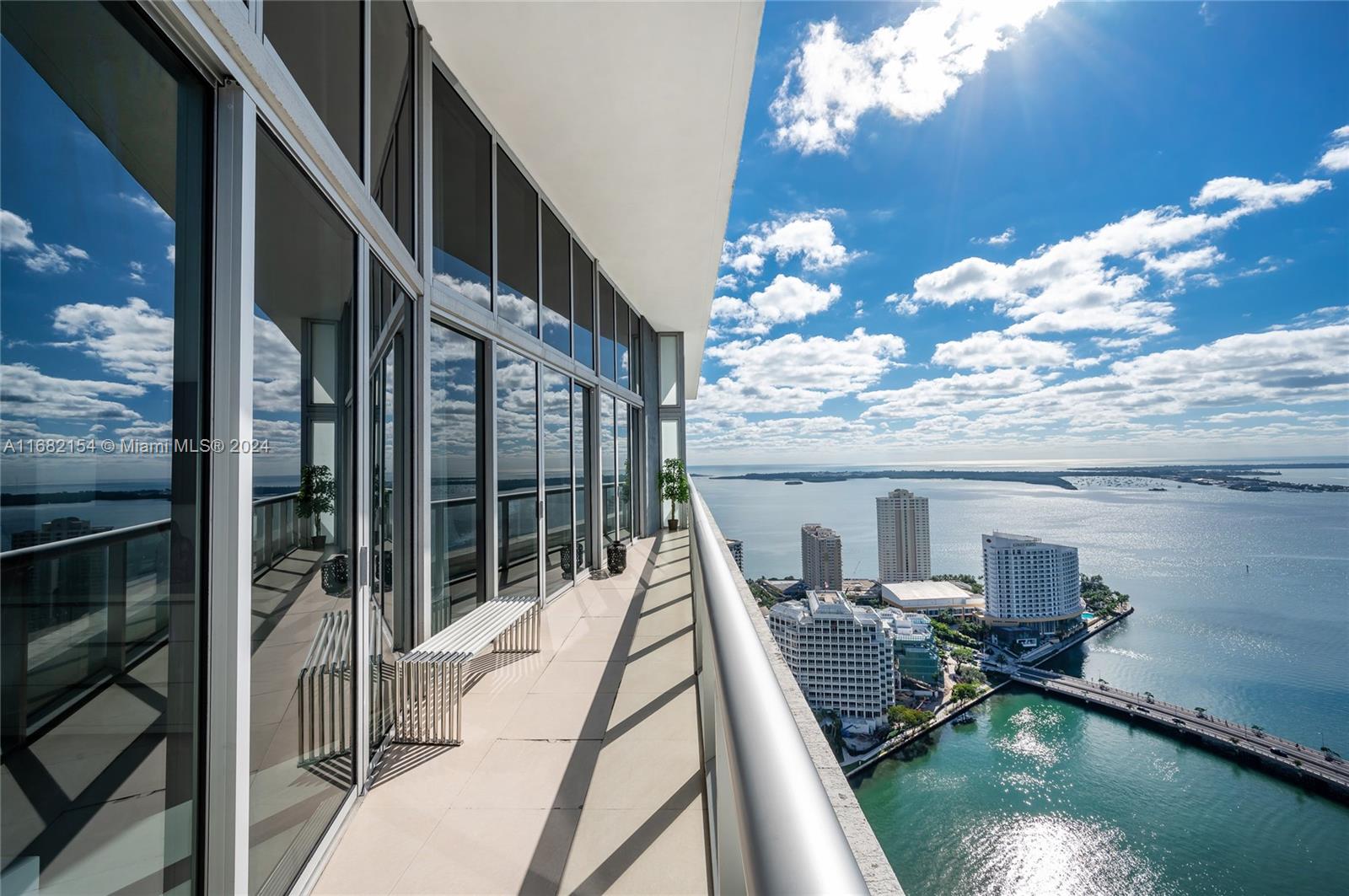 495 Brickell Ave #4103, Miami FL 33131