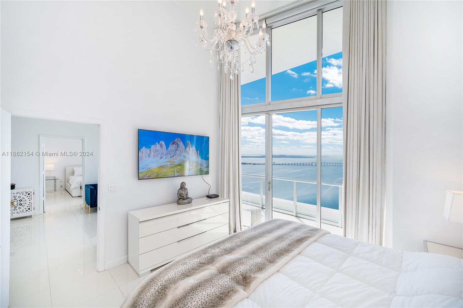 495 Brickell Ave #4103, Miami FL 33131