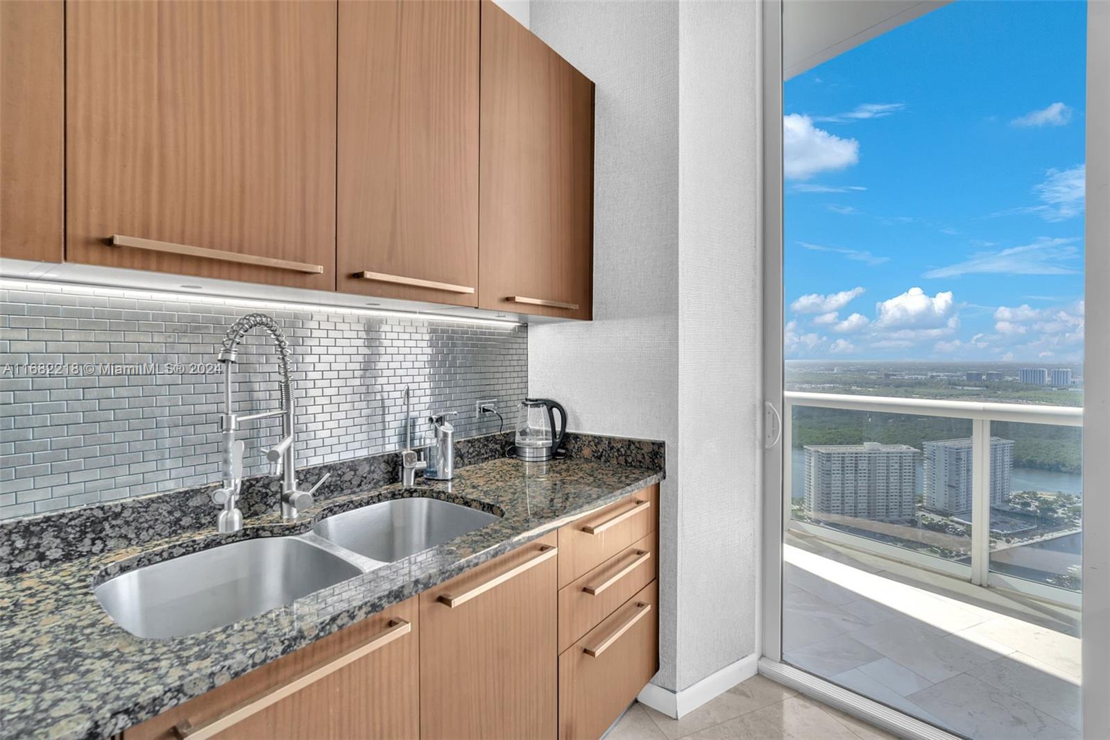 16001 Collins Ave #4205, Sunny Isles Beach, Florida image 10