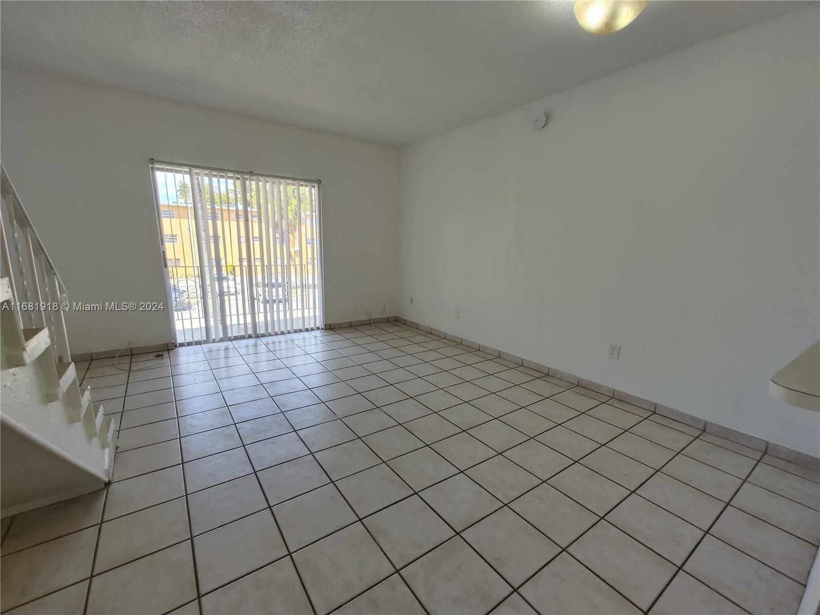 1305 W 53rd St #410, Hialeah, Florida image 24