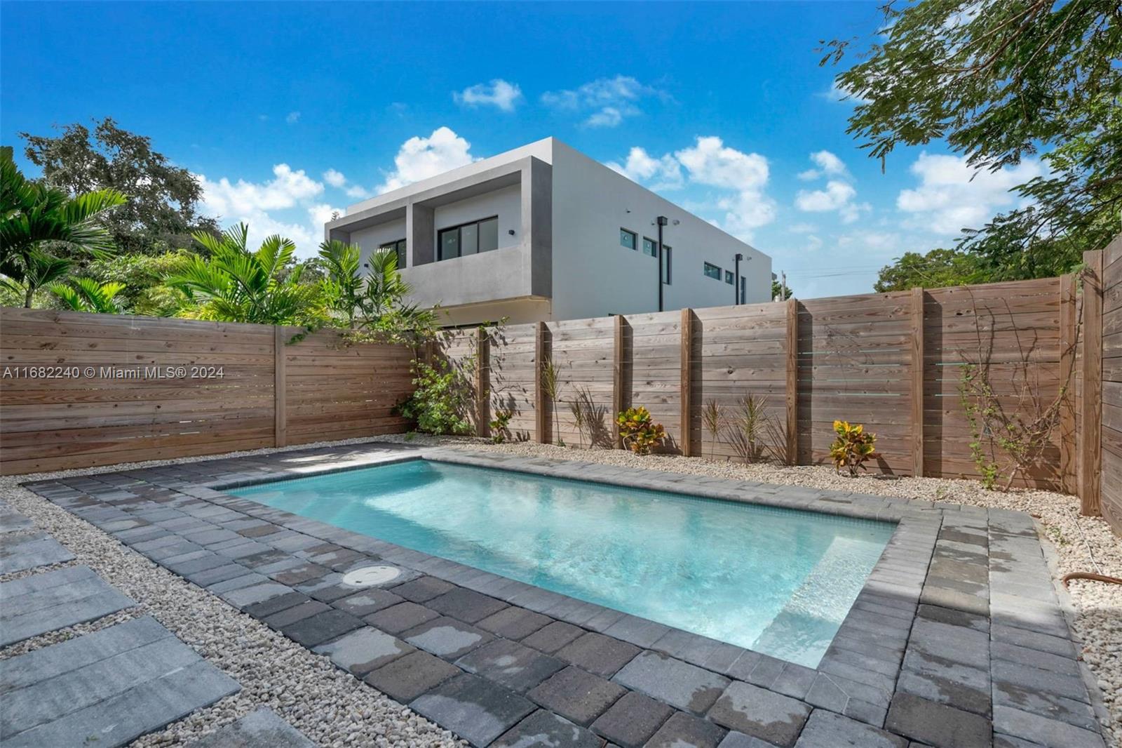 3116 Carter Street, Coconut Grove, Florida image 25