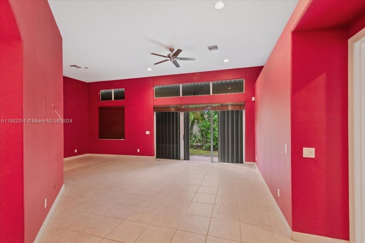 5810 NW 123rd Ave, Coral Springs, Florida image 39