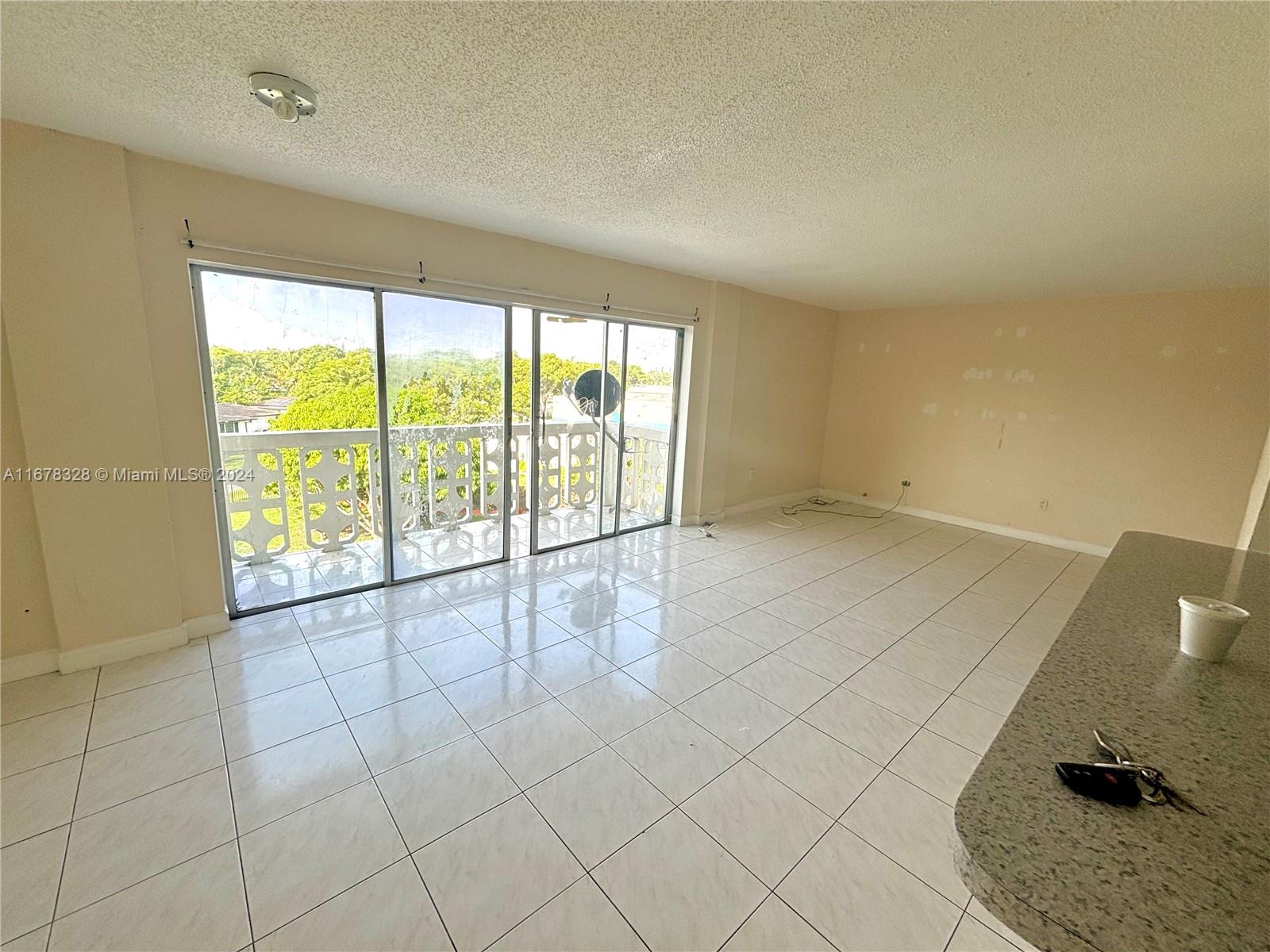 1801 NE 140th St #306, North Miami, Florida image 2