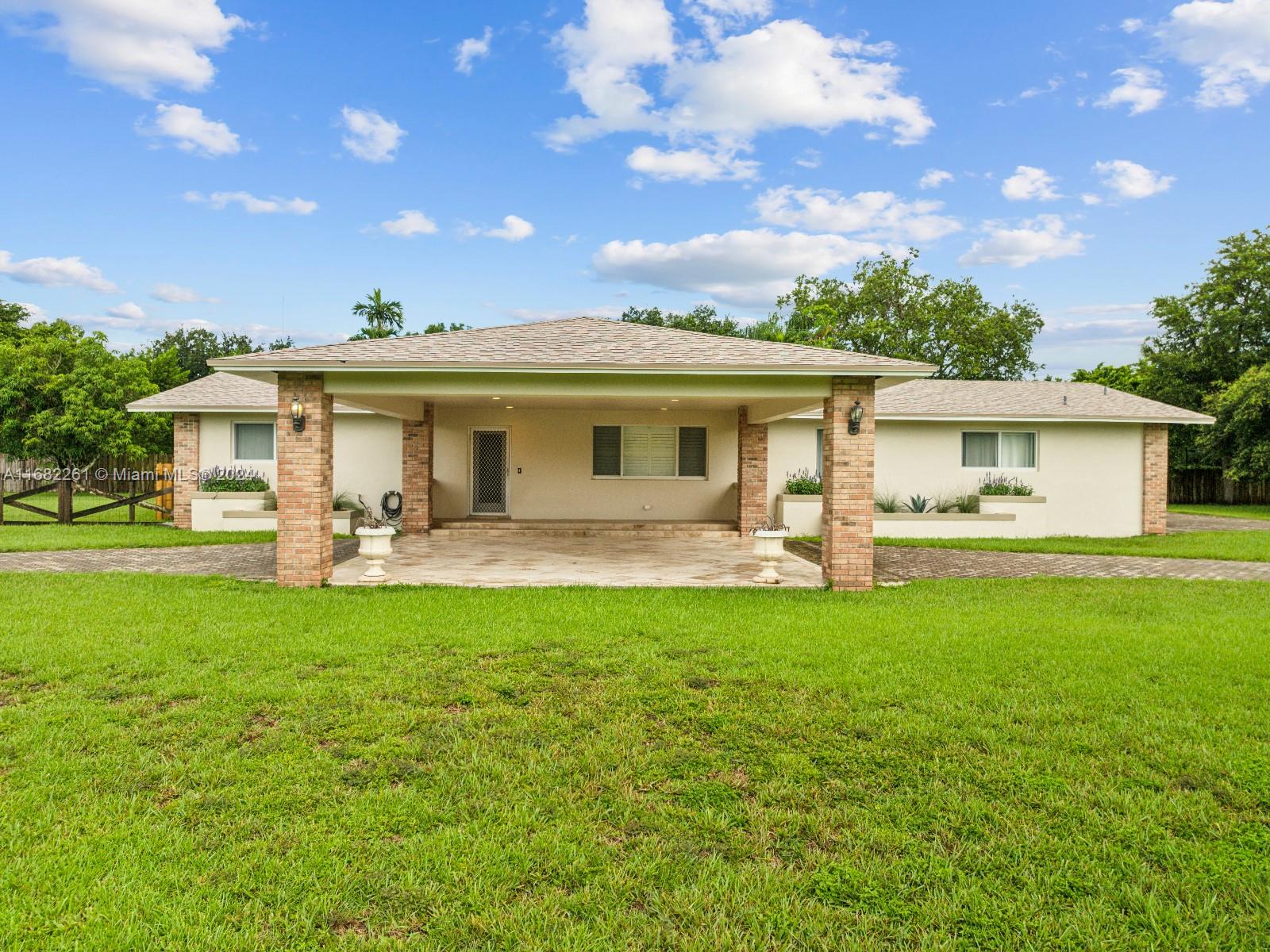 23400 SW 153rd Ave, Homestead, Florida image 4