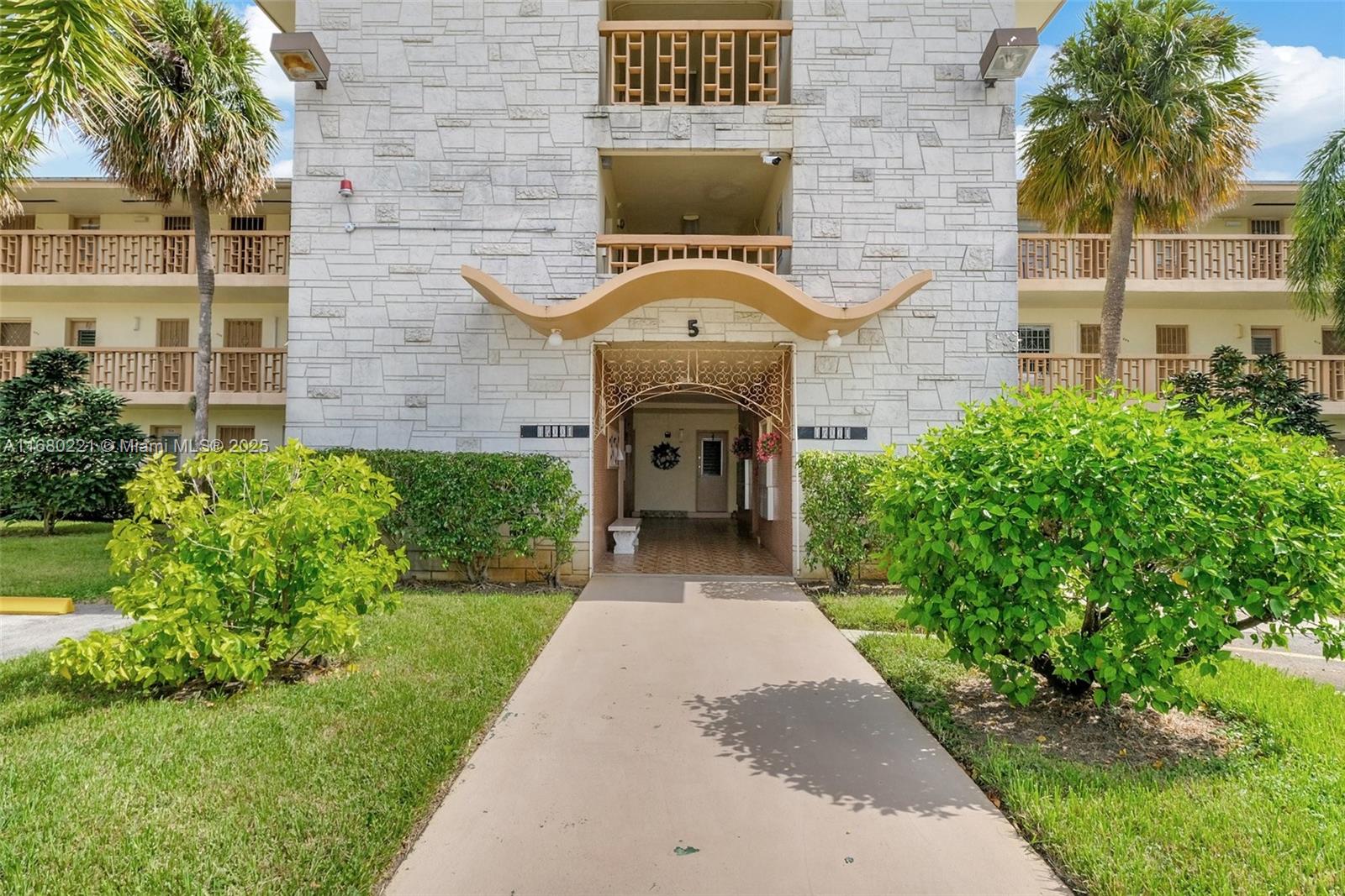 Listing Photo 15