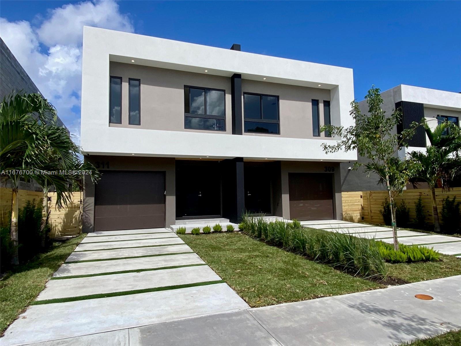 311 SW 10th St, Fort Lauderdale, Florida image 2