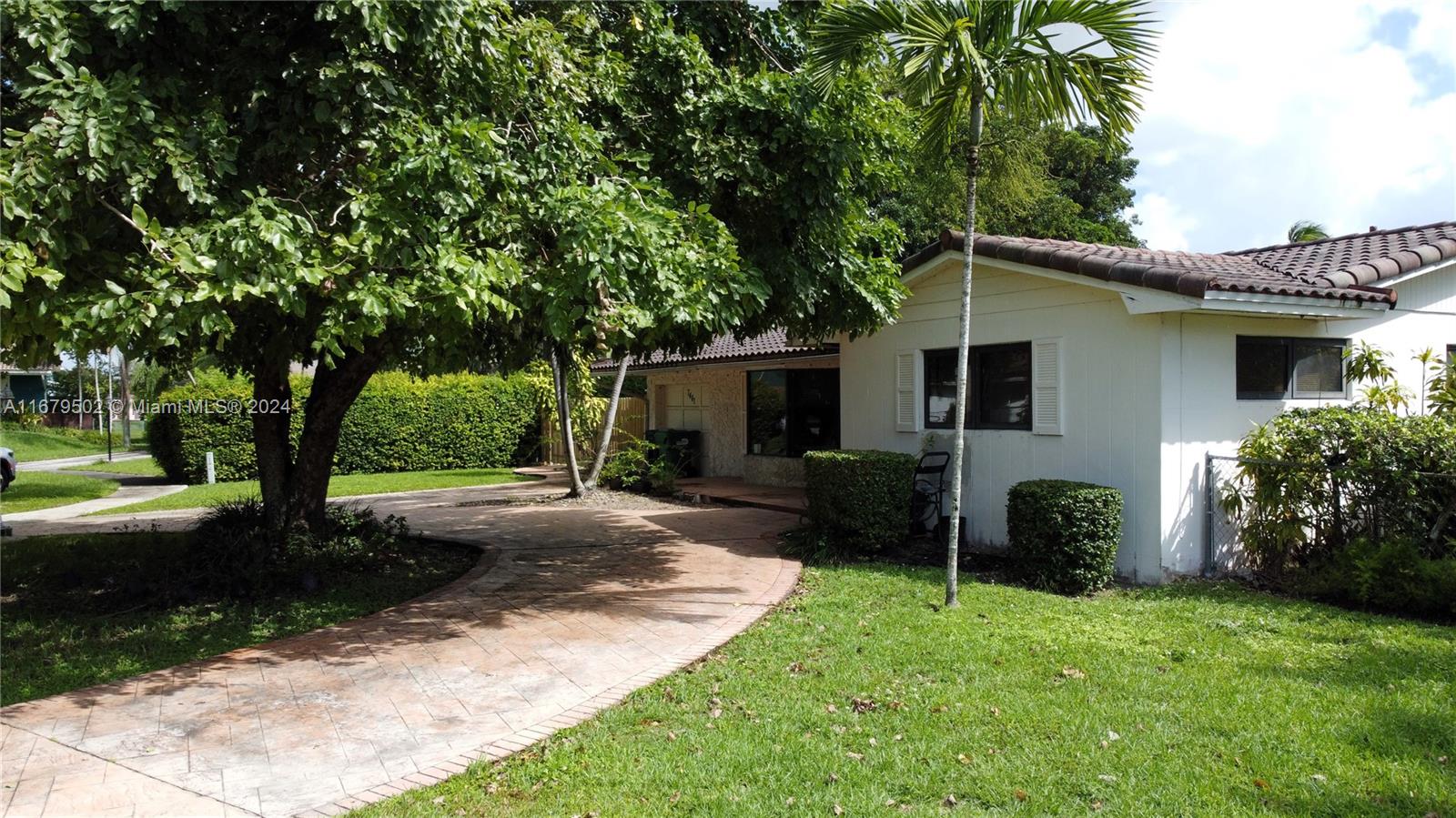 Listing Photo 22