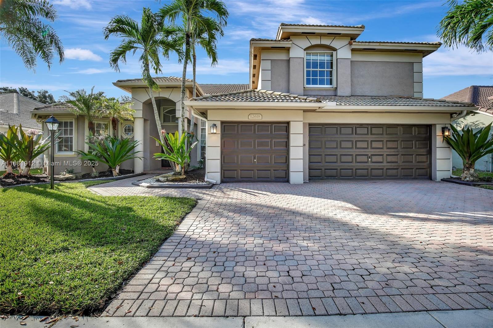 12618 NW 23rd St, Pembroke Pines, Florida image 1