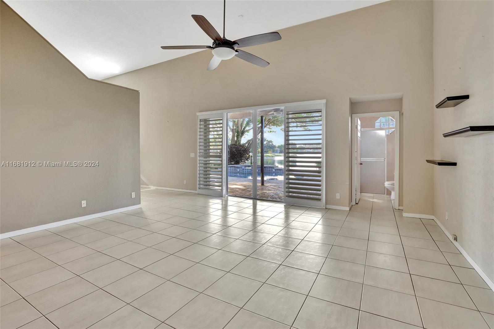 12618 NW 23rd St, Pembroke Pines, Florida image 12