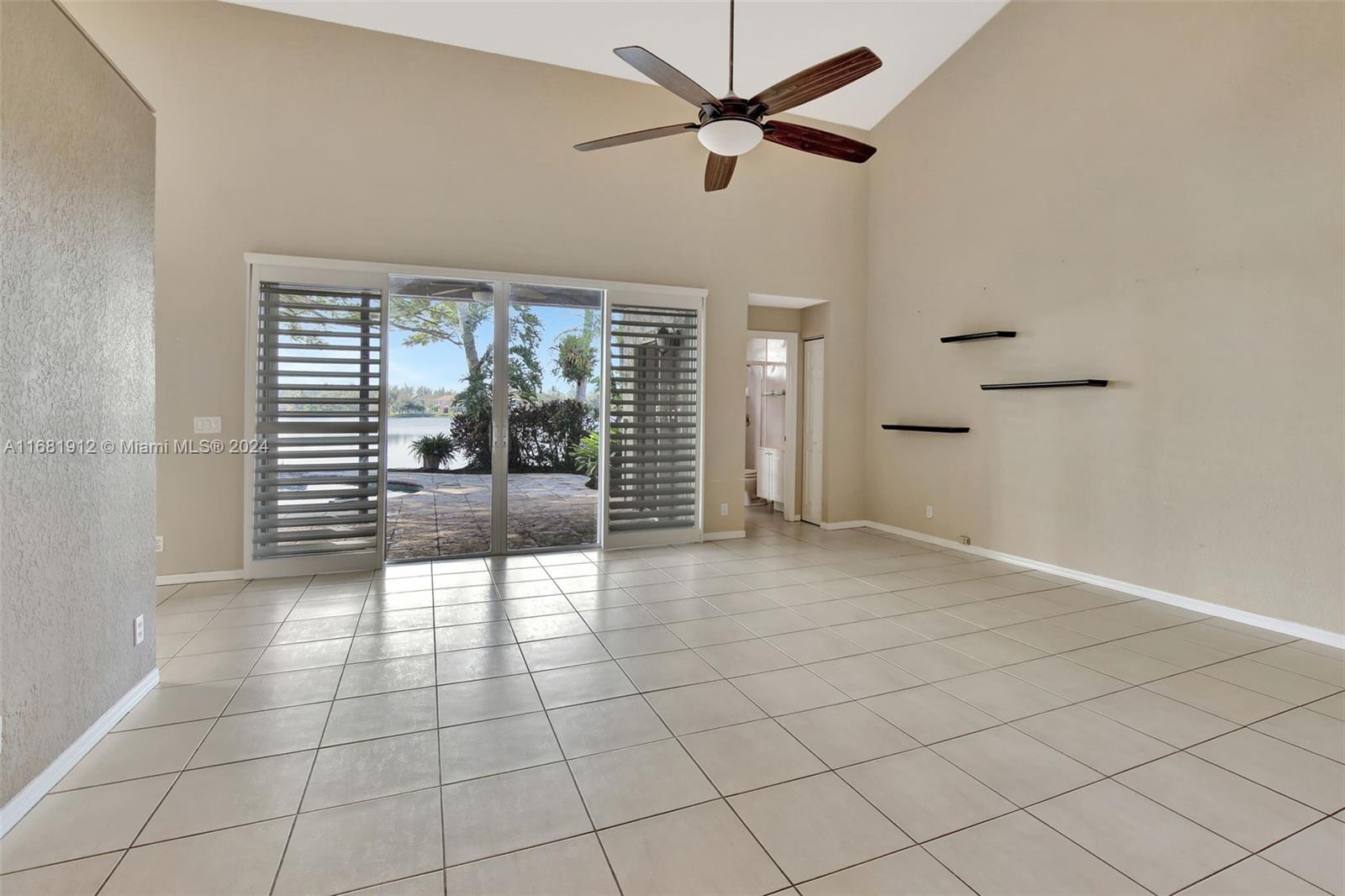 12618 NW 23rd St, Pembroke Pines, Florida image 13