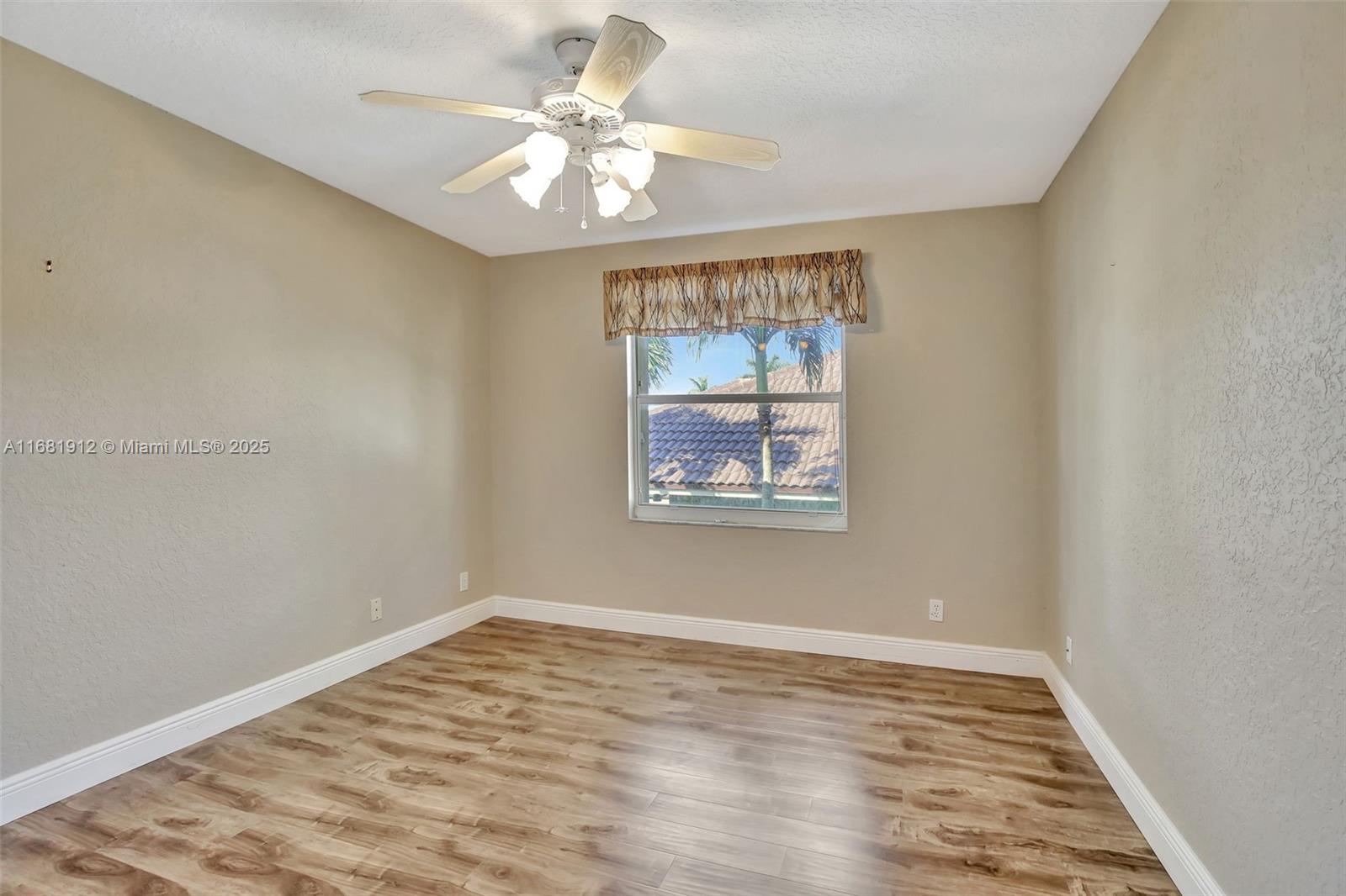 12618 NW 23rd St, Pembroke Pines, Florida image 34