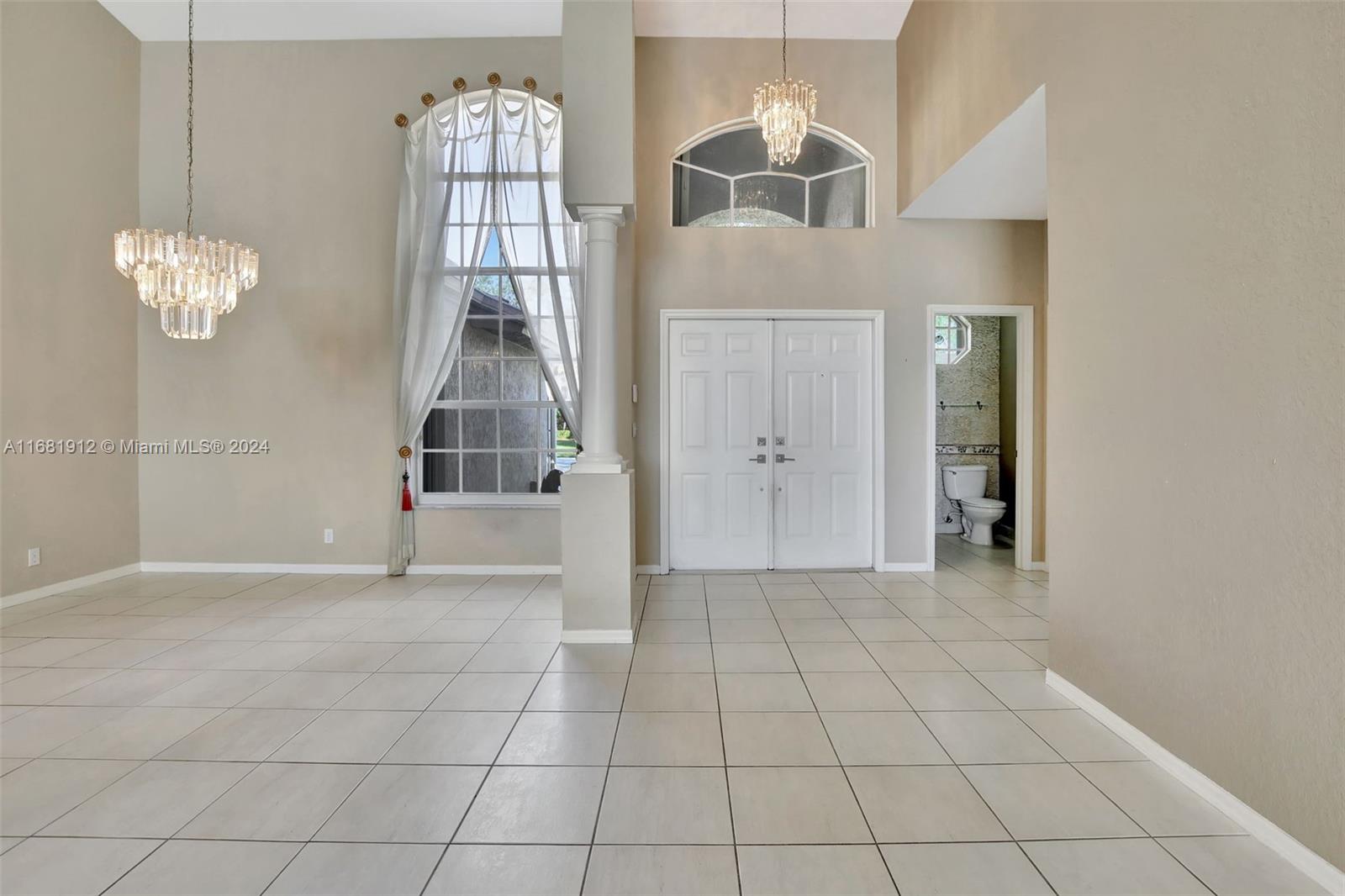 12618 NW 23rd St, Pembroke Pines, Florida image 9