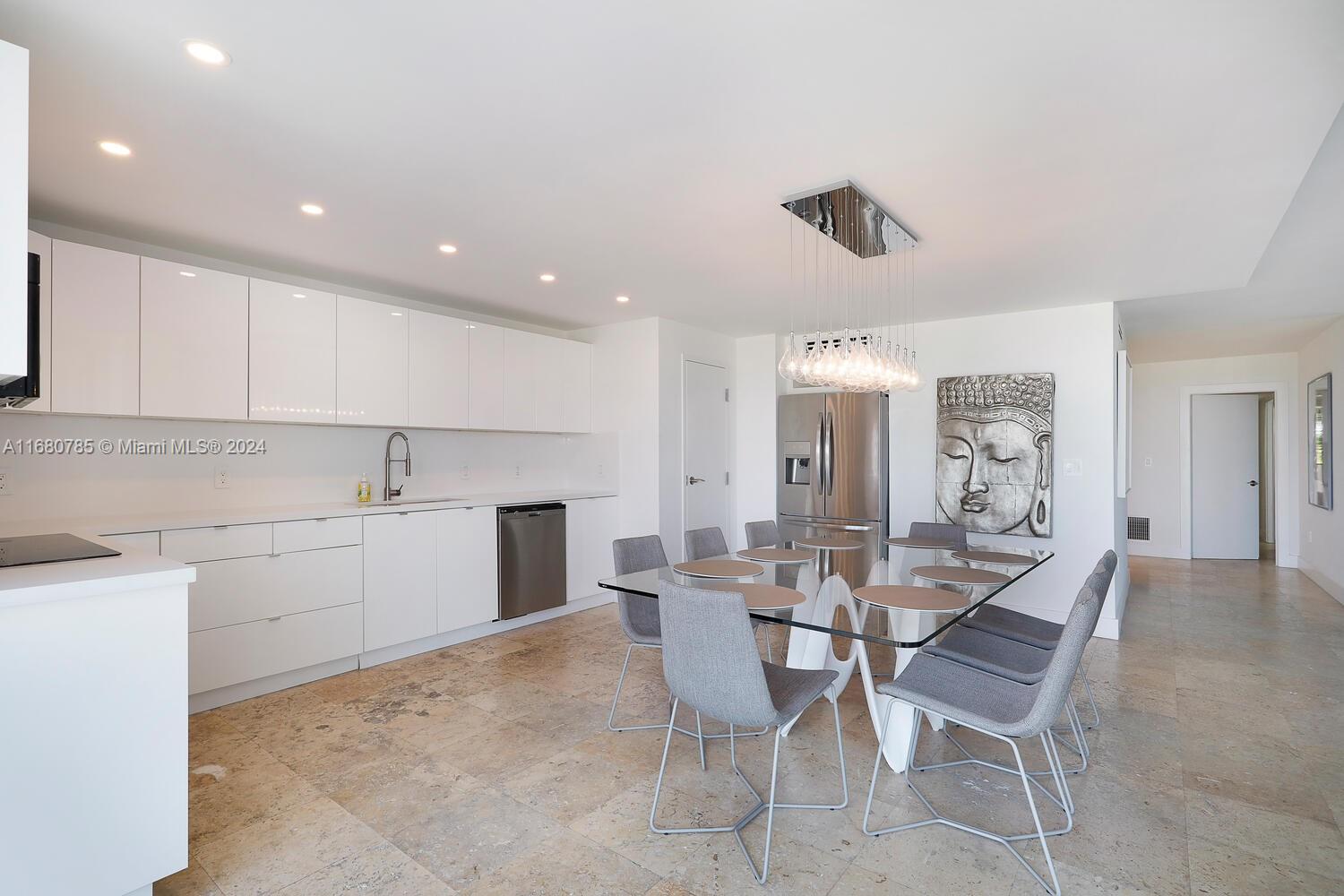 881 Ocean Dr #3D, Key Biscayne FL 33149