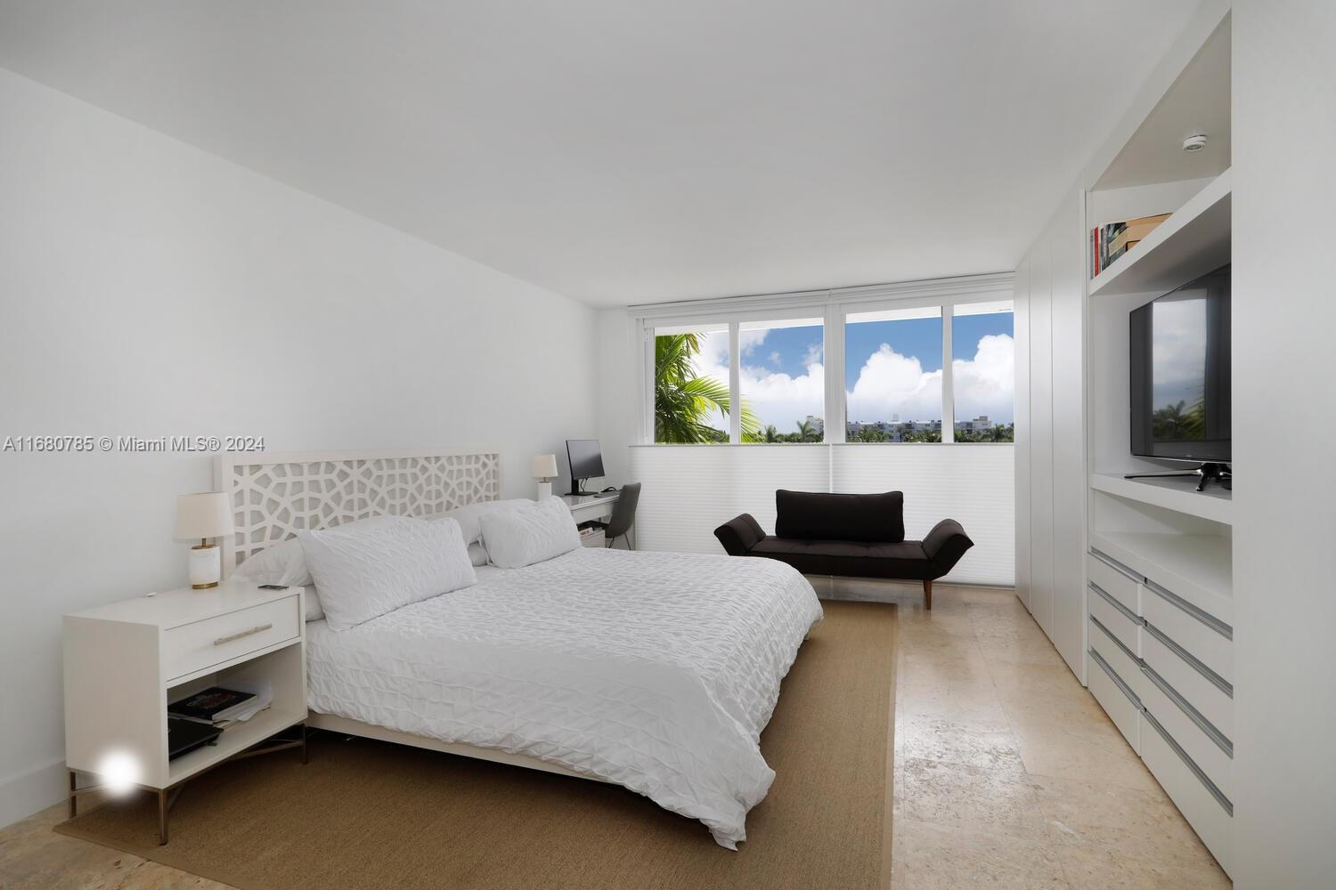 881 Ocean Dr #3D, Key Biscayne FL 33149