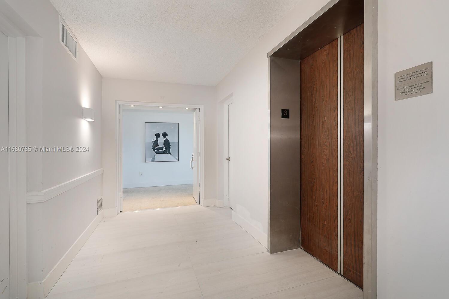 881 Ocean Dr #3D, Key Biscayne FL 33149