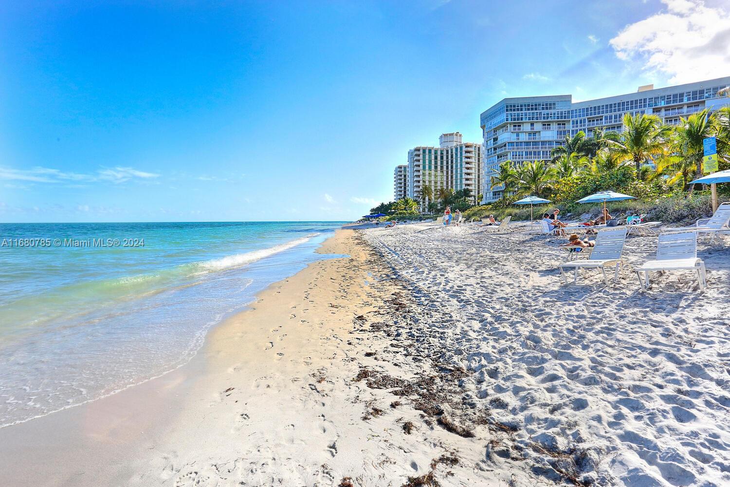 881 Ocean Dr #3D, Key Biscayne FL 33149