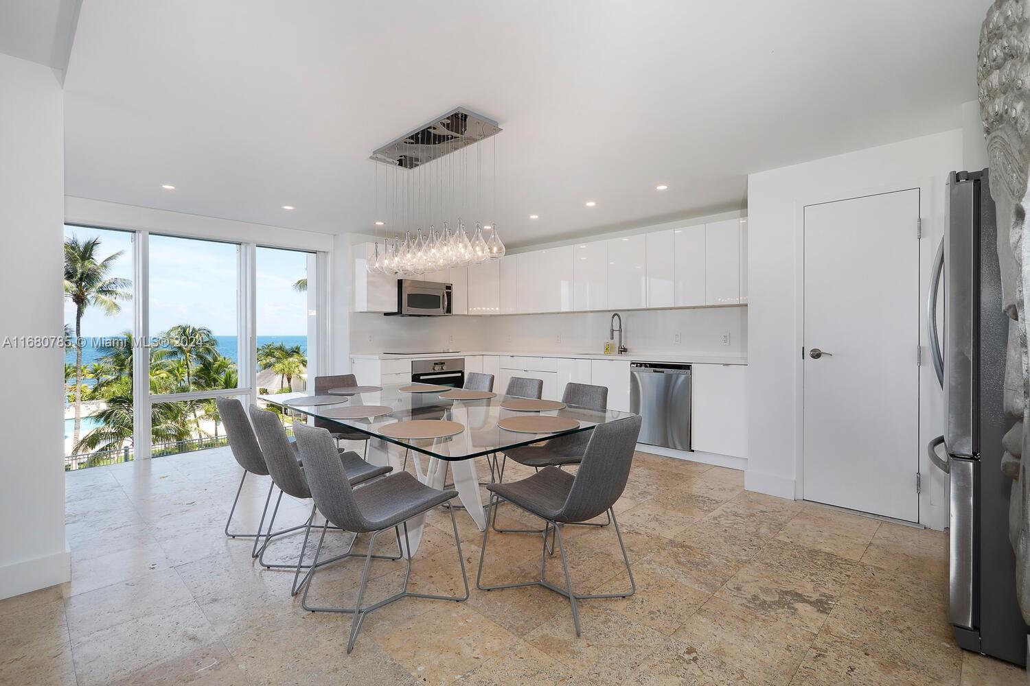 881 Ocean Dr #3D, Key Biscayne FL 33149