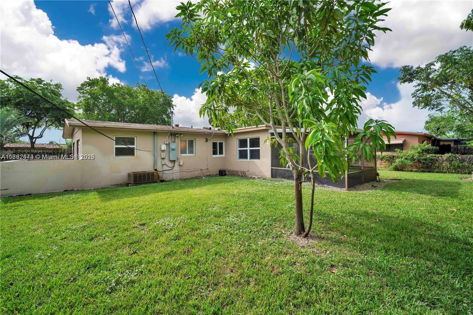 4961 NW 12th St, Lauderhill, Florida image 29