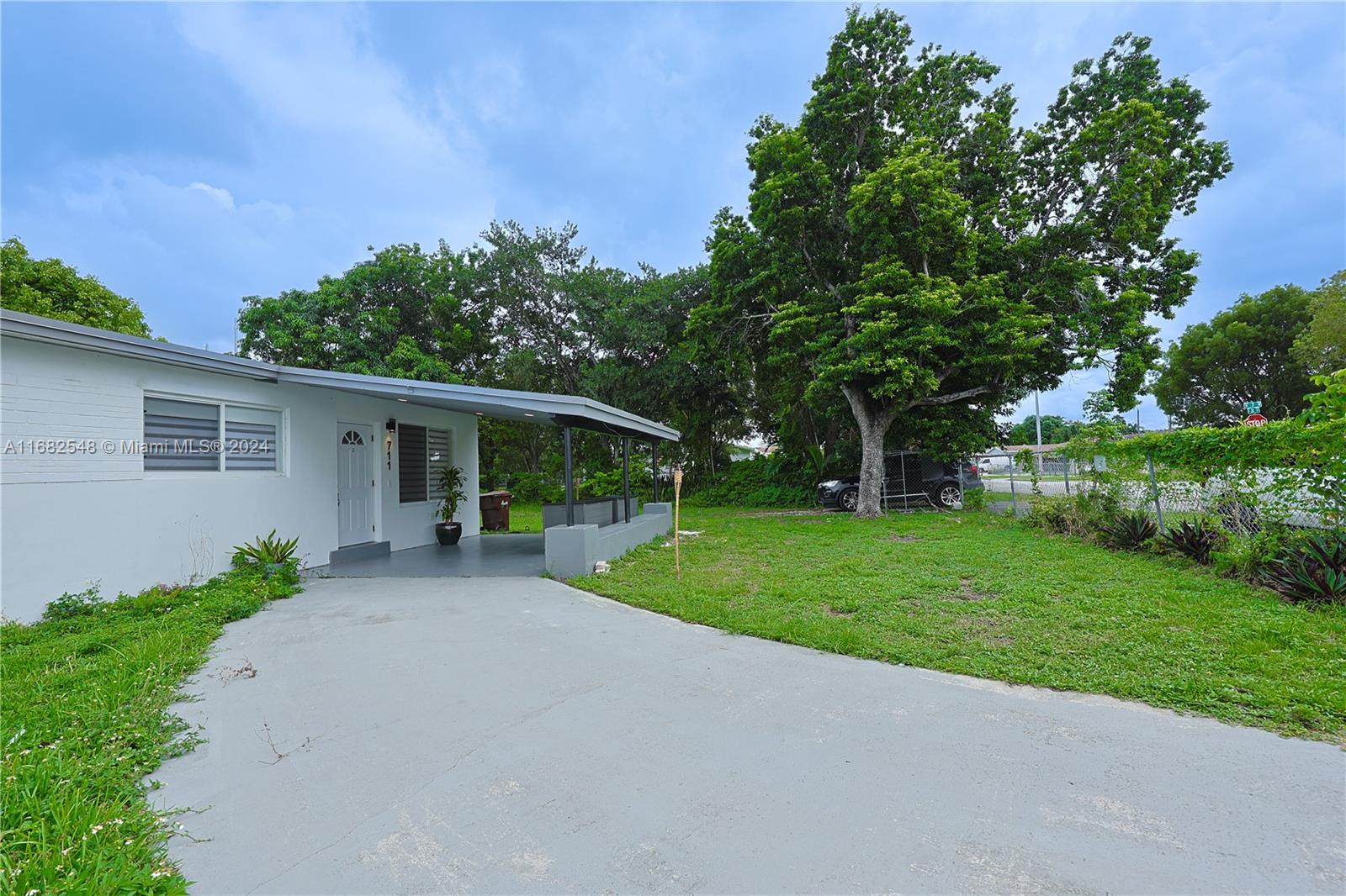 711 W 31st St, Hialeah, Florida image 42