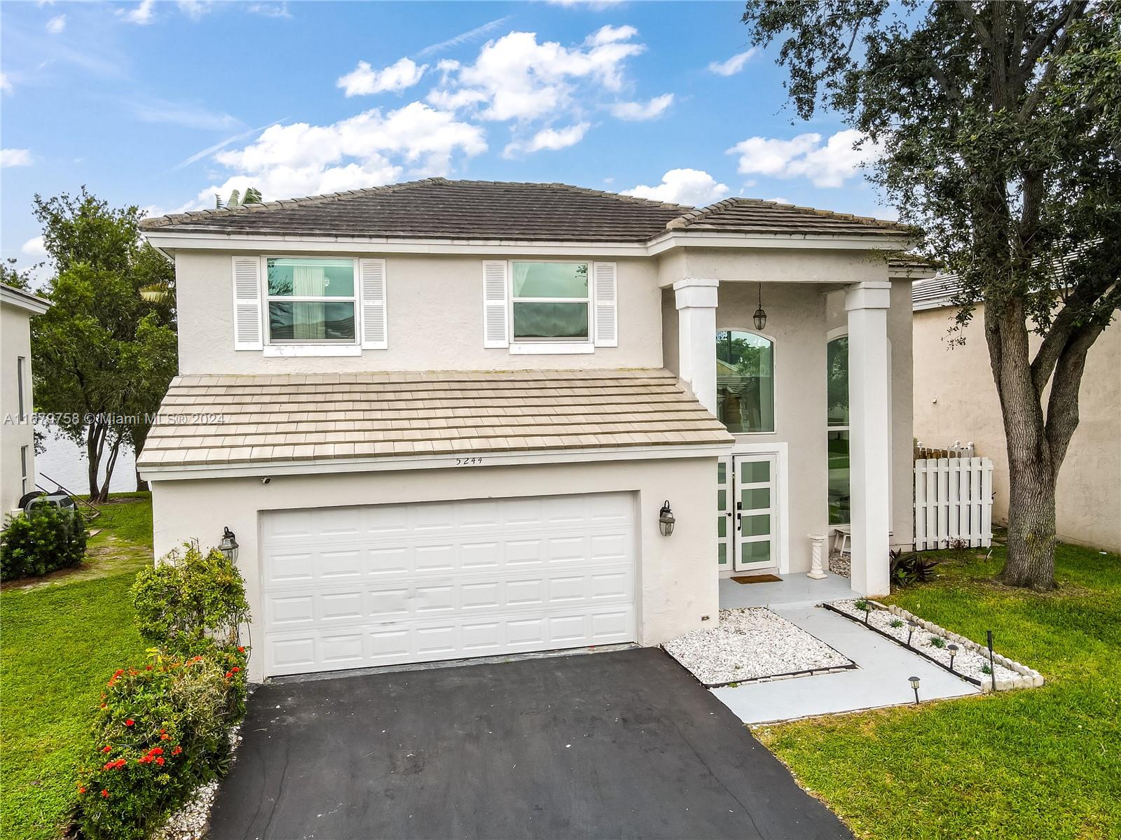 5244 NW 54th St, Coconut Creek, Florida image 1