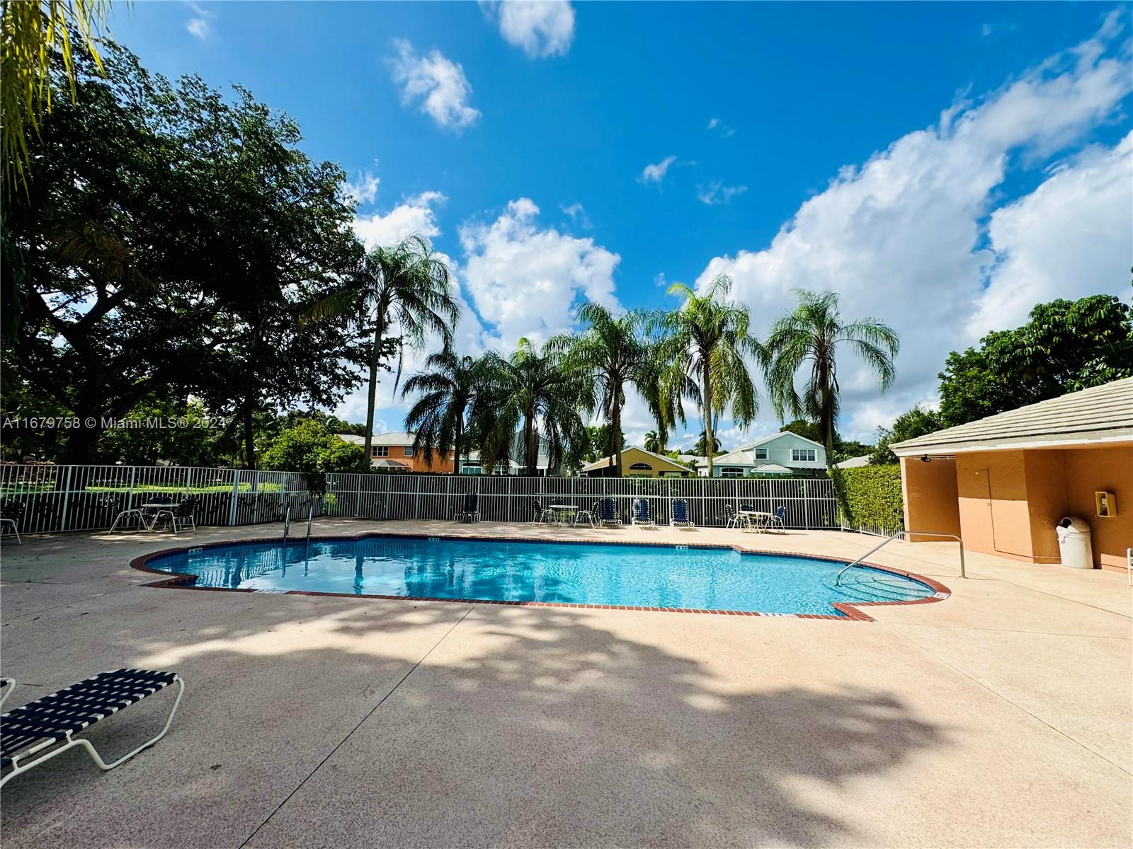 5244 NW 54th St, Coconut Creek, Florida image 38