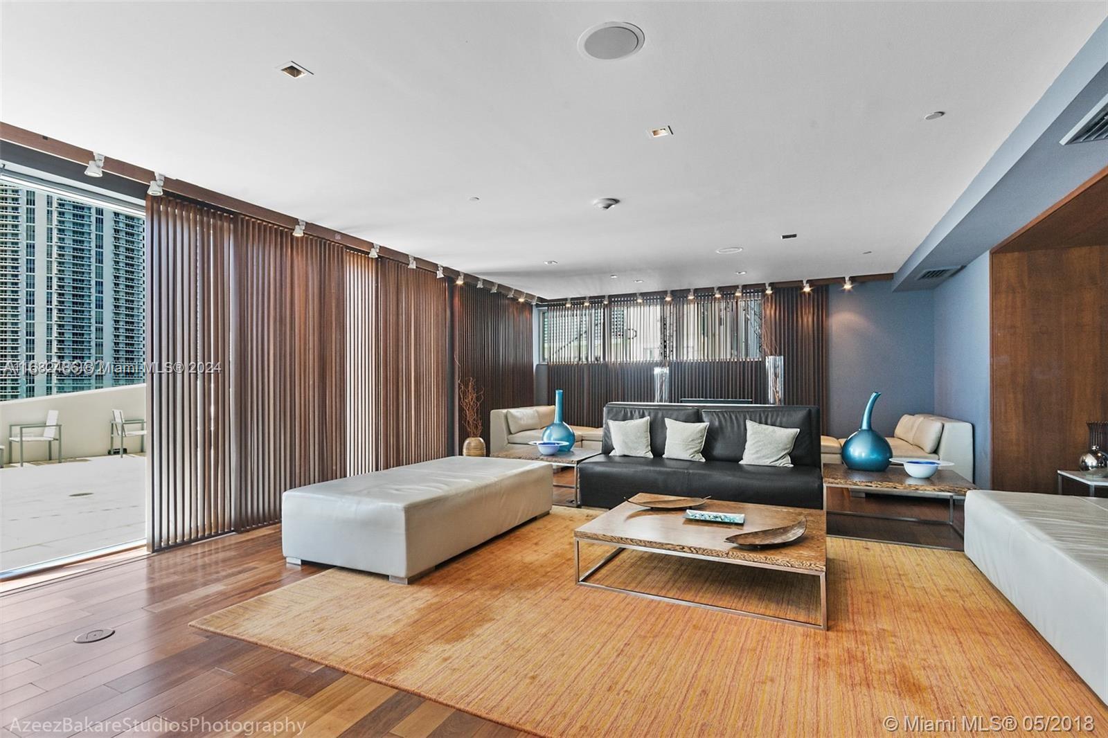 325 S Biscayne Blvd #4318, Miami FL 33131