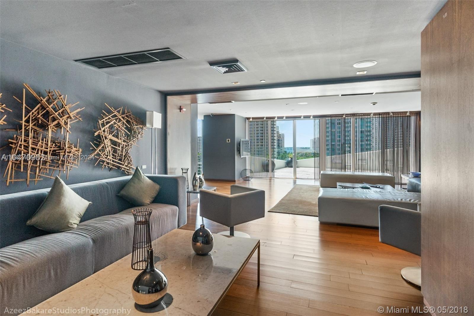 325 S Biscayne Blvd #4318, Miami FL 33131