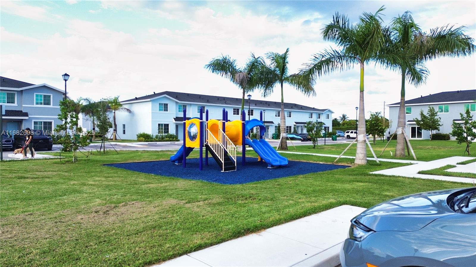 1053 NW 4th Ter, Florida City, Florida image 7
