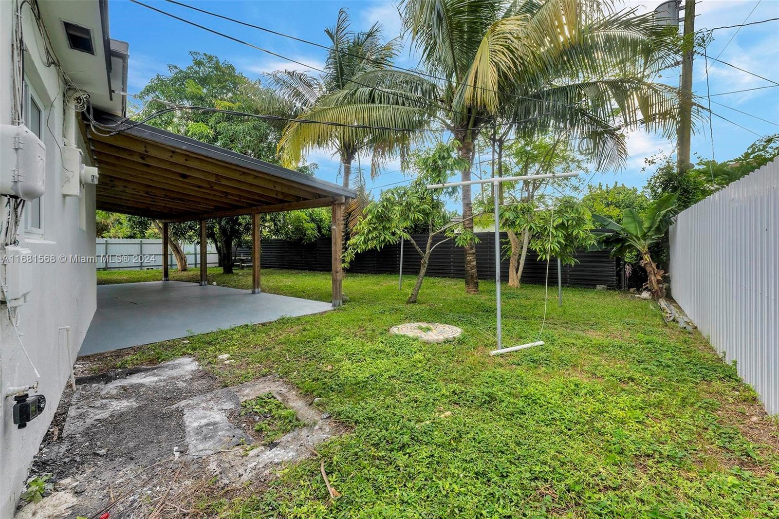 Residential, North Miami, Florida image 34