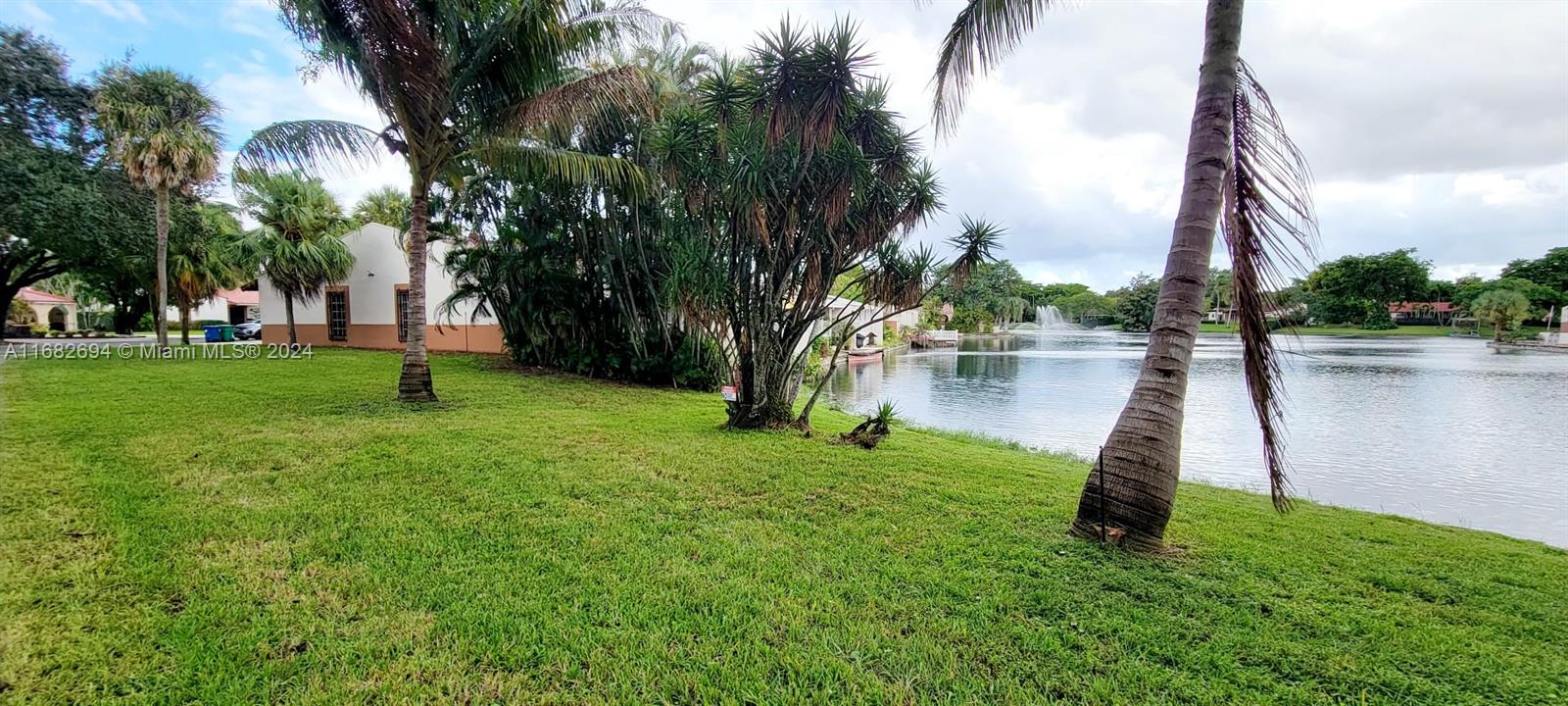 6930 Holly Rd, Miami Lakes, Florida image 8